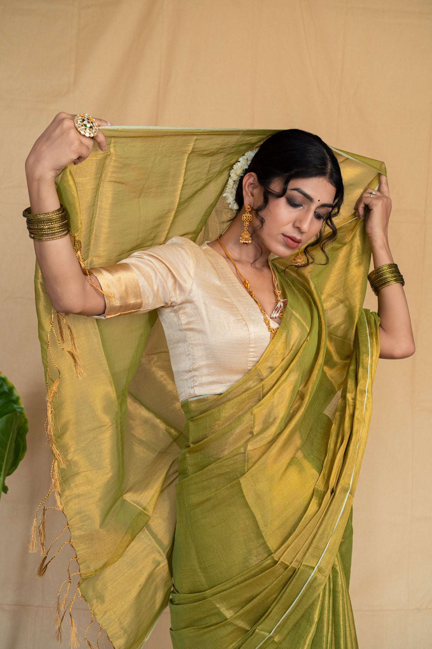 Bhanwari | Neon Green Handloom Tissue Saree